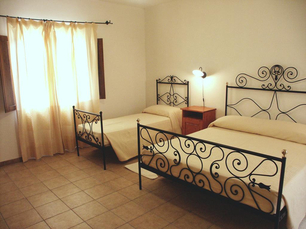 Hotel Su Baione Abbasanta Dış mekan fotoğraf